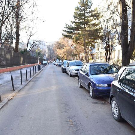 Cozy 2 Rooms Apartment Drumul Taberei Bucarest Exterior foto