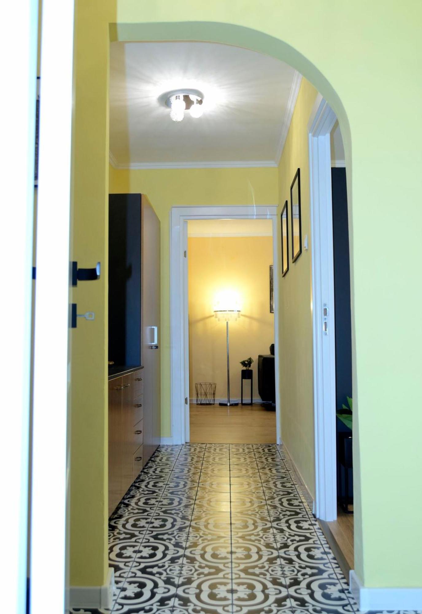 Cozy 2 Rooms Apartment Drumul Taberei Bucarest Exterior foto