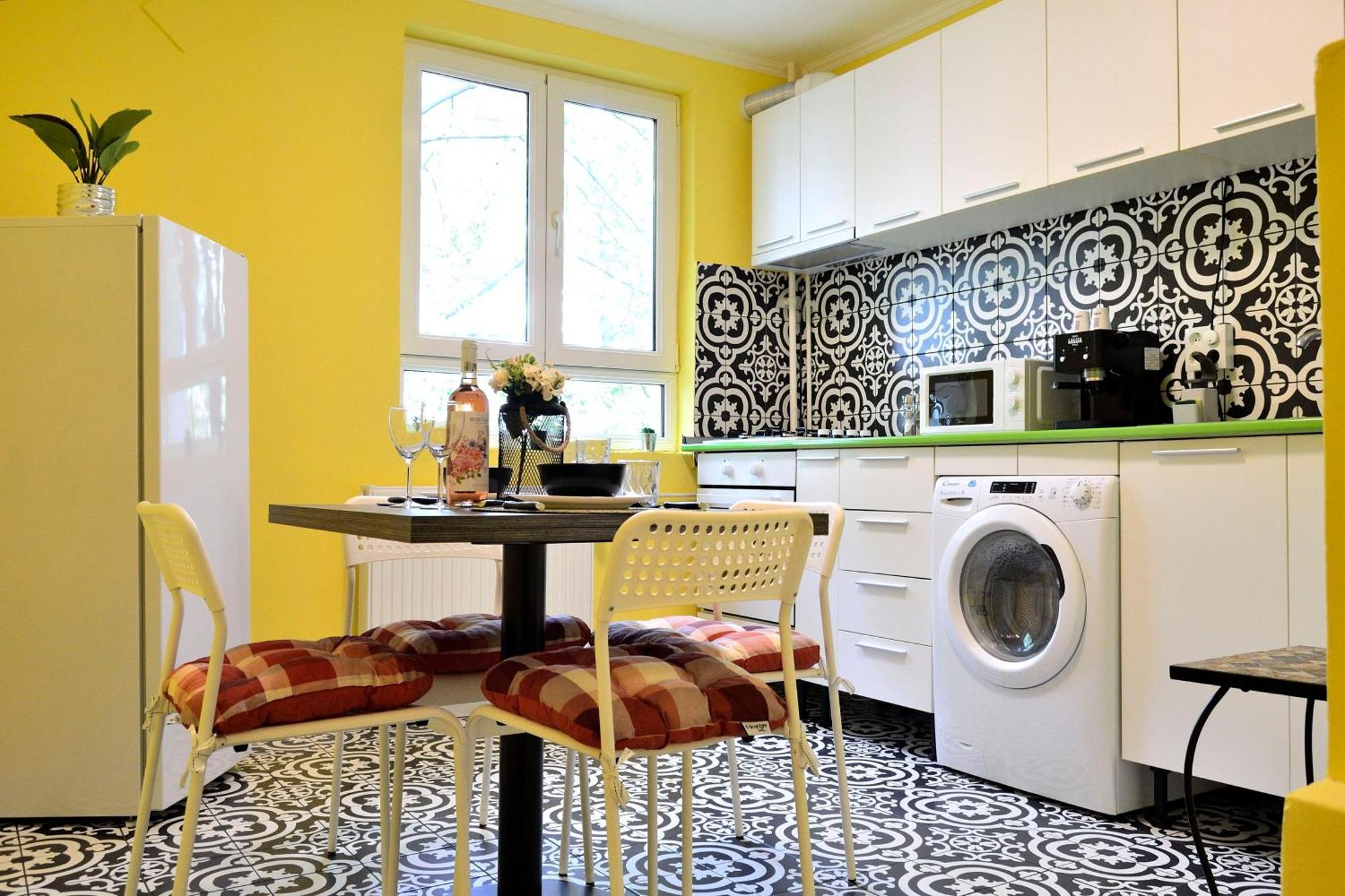 Cozy 2 Rooms Apartment Drumul Taberei Bucarest Exterior foto