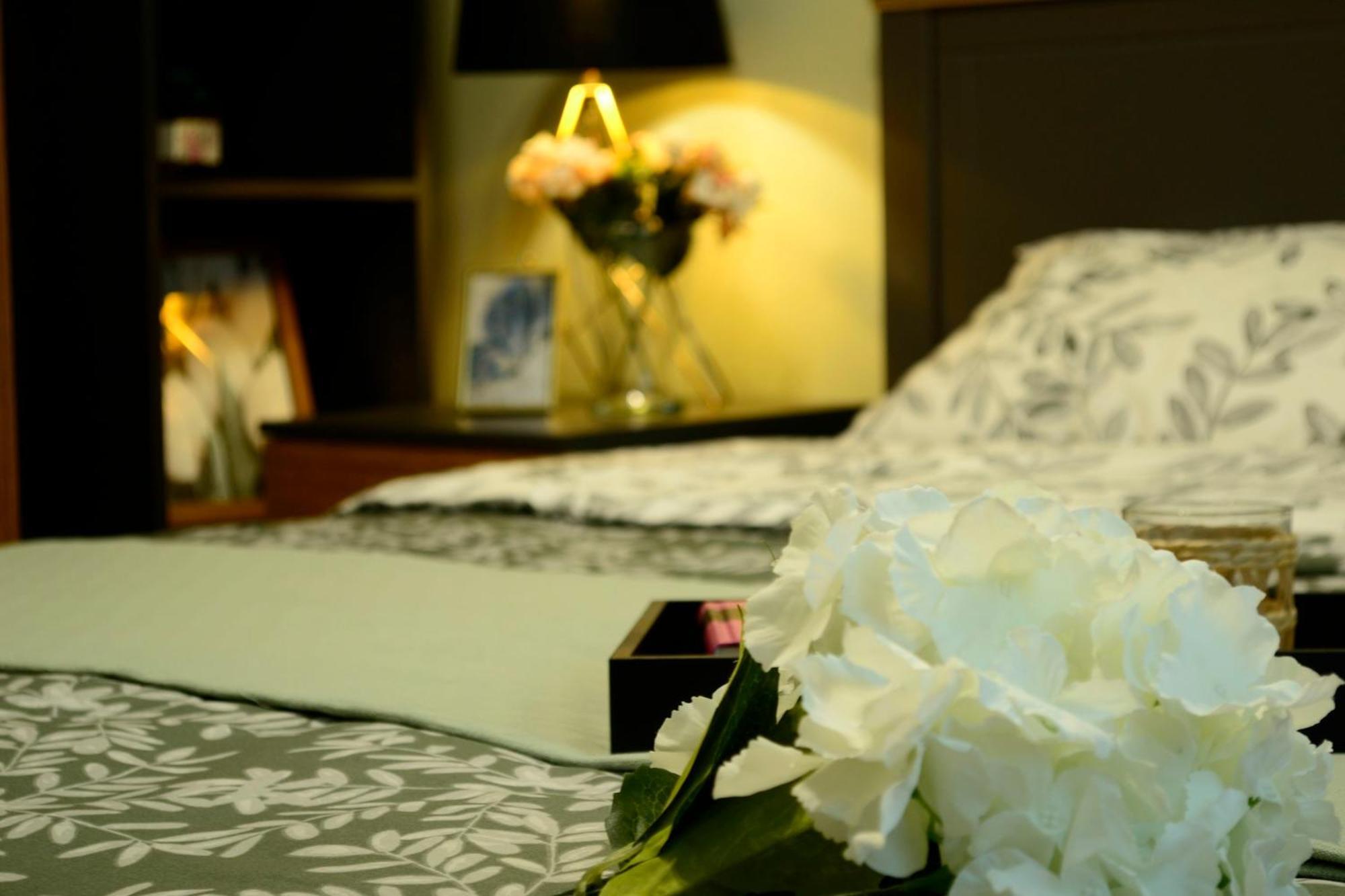 Cozy 2 Rooms Apartment Drumul Taberei Bucarest Exterior foto
