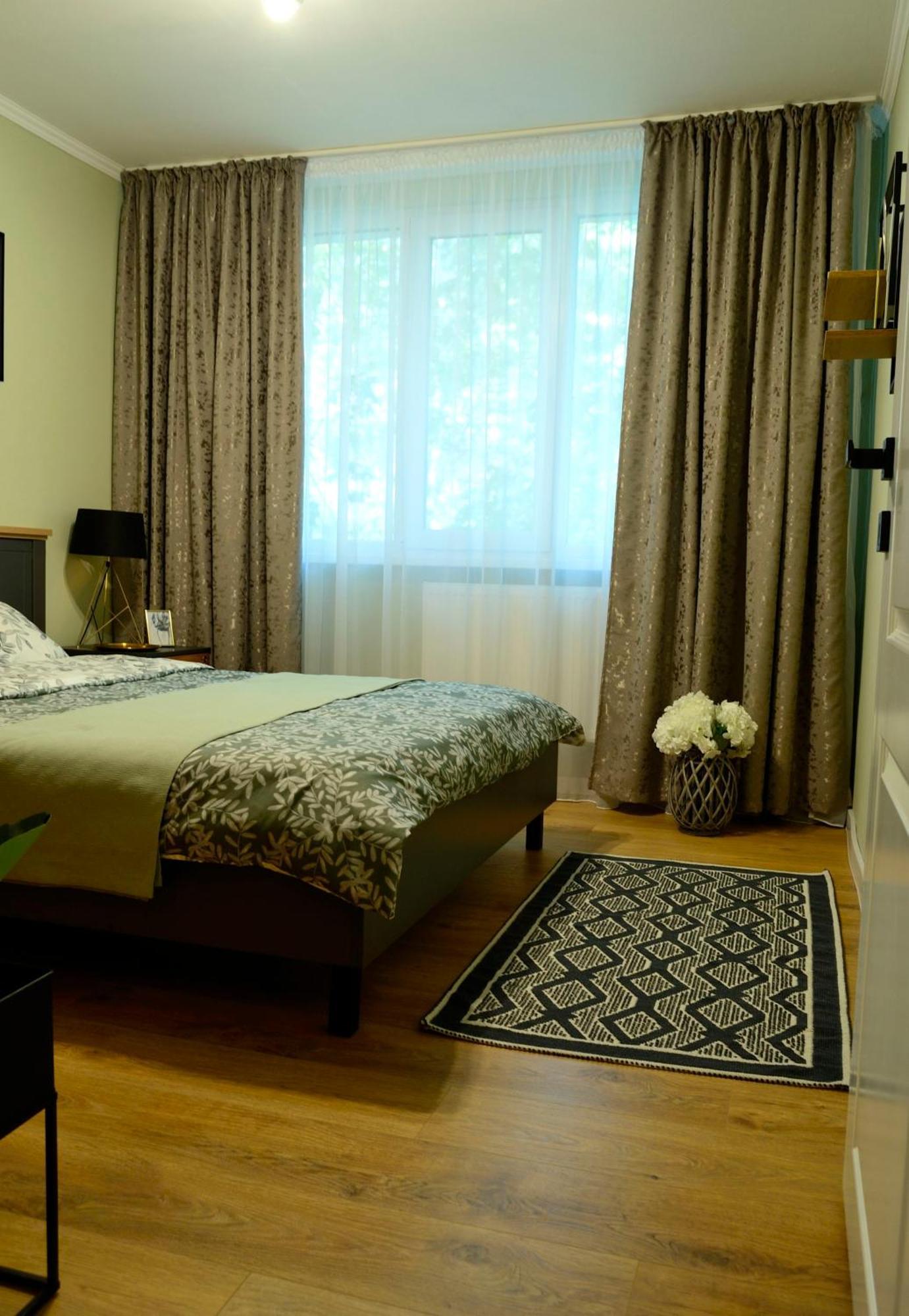 Cozy 2 Rooms Apartment Drumul Taberei Bucarest Exterior foto