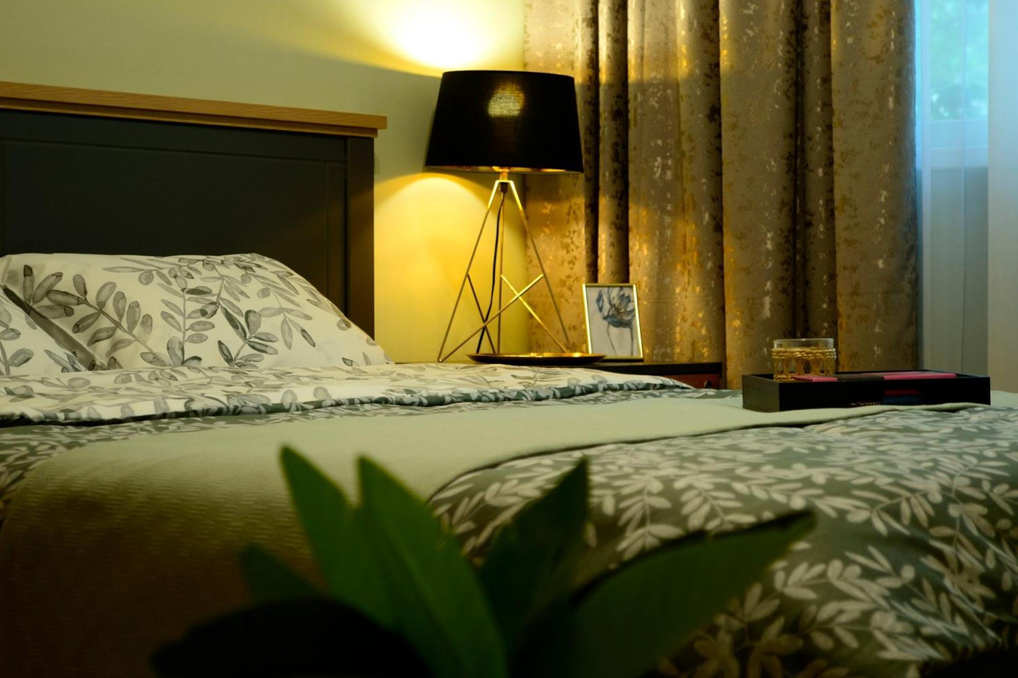 Cozy 2 Rooms Apartment Drumul Taberei Bucarest Exterior foto